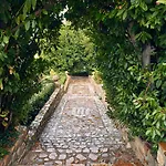 De Ξενοδοχείο 4*