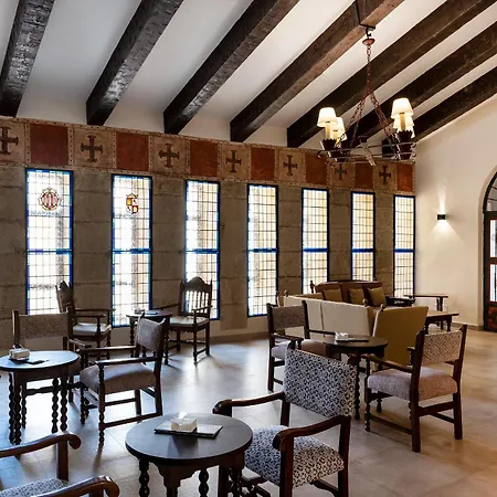 Hotel De 4*